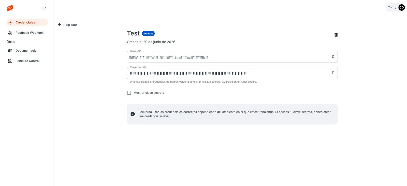 Panel de Clip: sección Credenciales con la Clave API y la Clave secreta
